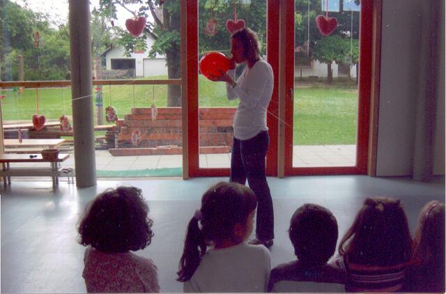 Wie schnell fliegt eine Rakete | Foto: Bild vom St. Hedwigs-Kindergarten