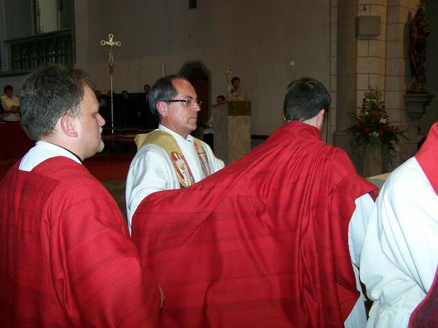 Anziehen der lit. Gewänder