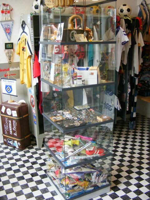 Vitrine in der Umkleide
