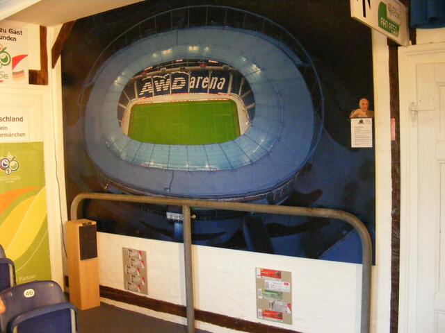 Die AWD-Arena mit Original Wellenbrecher