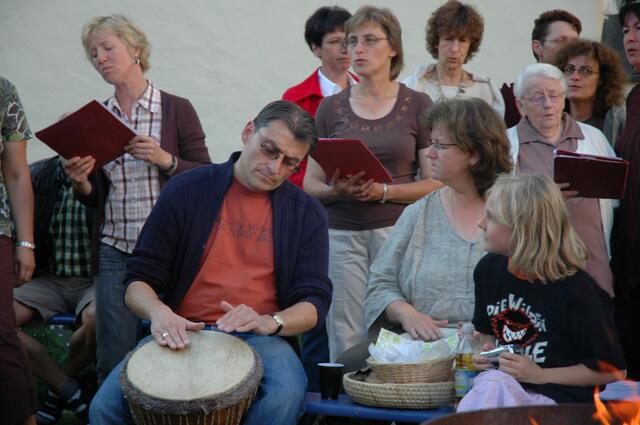 Der Mann und die Frau trommeln spitze!
