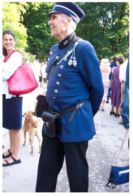 München - Kocherlball 2004 - er war war es auch - original ein Trambahnschaffner