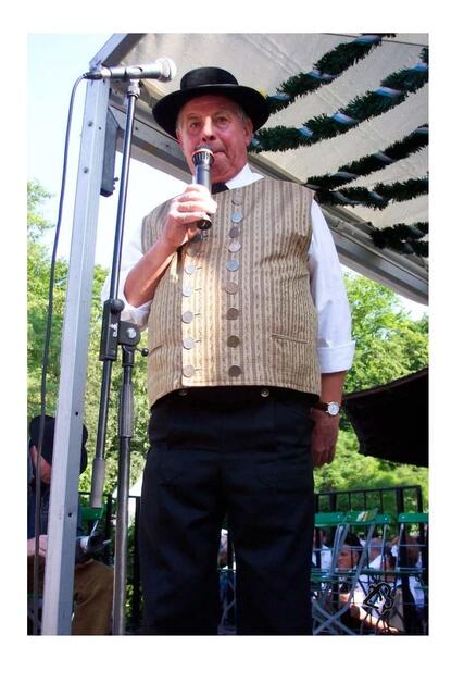 Leitet die Musik - München - Kocherlball 2004 - Willi Poneder