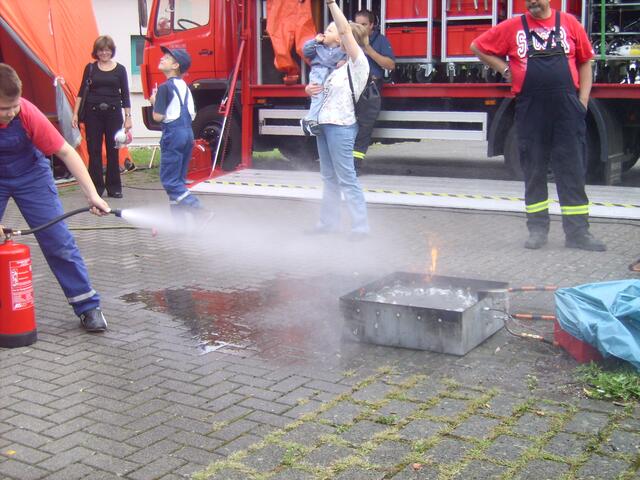 Beim Feuerlöschen