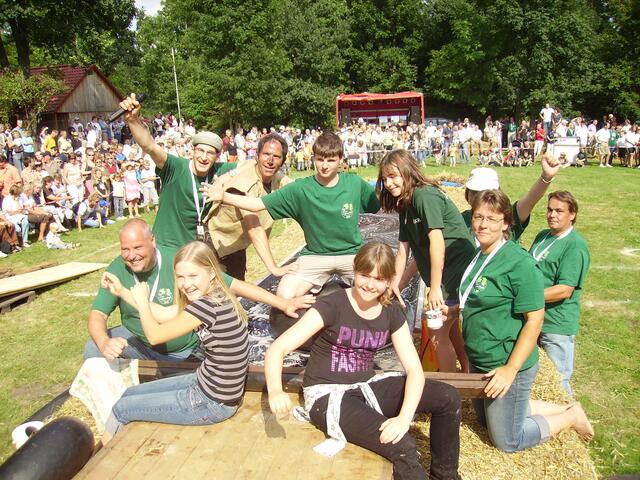 Ein Teil der etwa 200 Helfern, die eine Tolle Arbeit geleistet haben