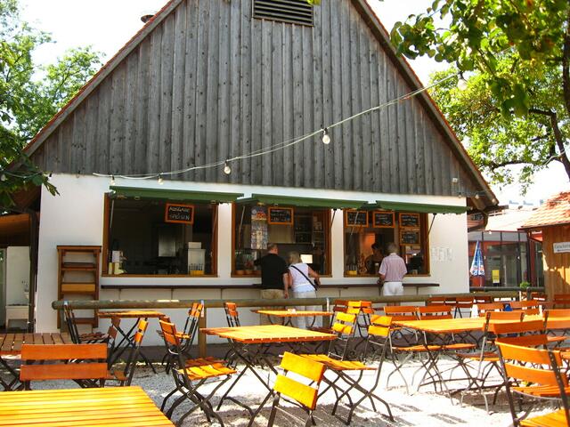 Biergarten NEUHOF am See, zwischen Gundelfingen und Günzburg