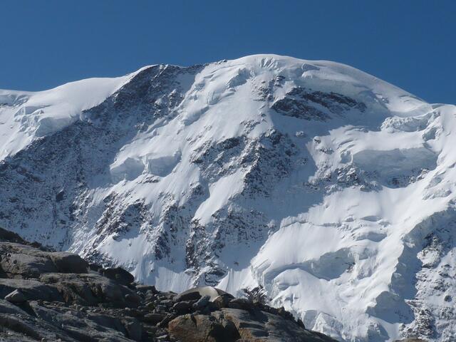 Der Liskamm, 4527 m, mit seiner Nordwand