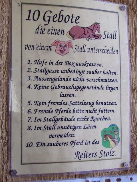 Die 10 Gebote eines Pferdestalls.