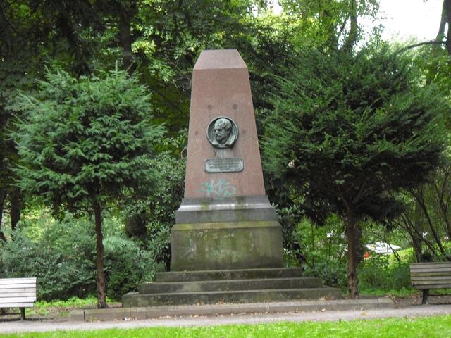 Zur Erinnerung an den Direktor des Hannoverschen Forstwesens Heinrich Christian Burckhardt