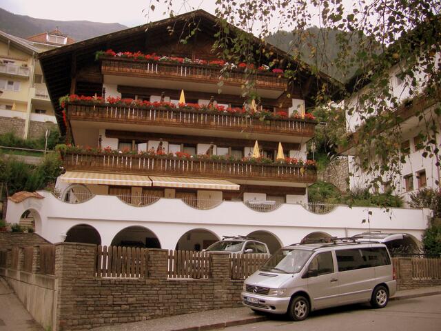 Pension Brunhilde in St. Leonhard ( halbes Team )