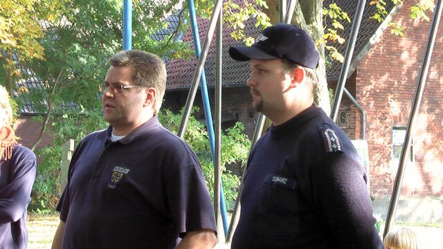 Ortsbrandmeister und Stellvertreter aus Ohof bei der Siegerehrung