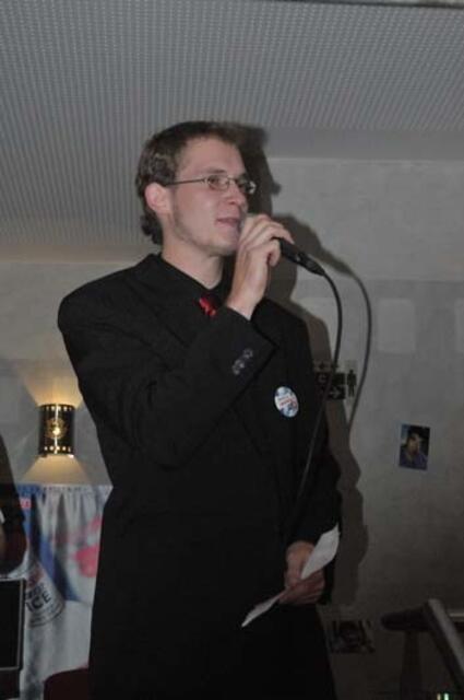 Markus Wiesmeier führte durch das Programm | Foto: Jens Horstmeier