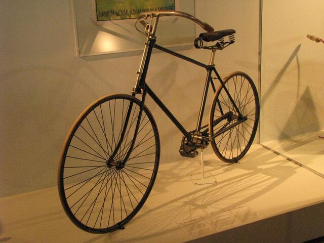 Sicherheitsfahrrad, beinahe schon modern