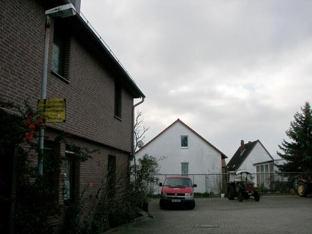 auf dunkler Farbe ist der Dreck nicht so schnell zu sehen...