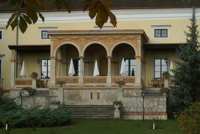 Hotel Schloss Weikersdorf