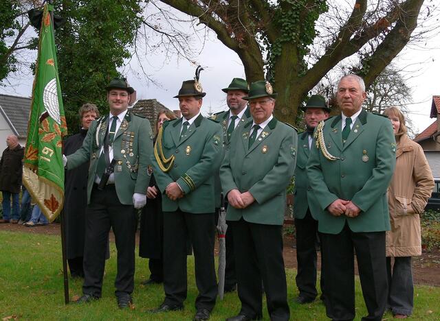 Delegation des Schützenvereins Deutsche Eiche Dollbergen