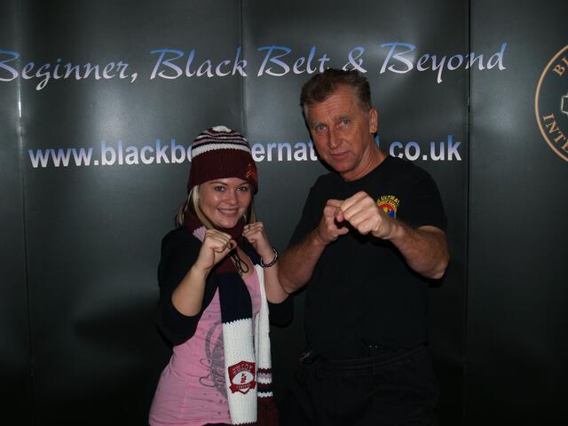 Martial Arts Freunde - Worldchampion Emma Elmes & Master Huss