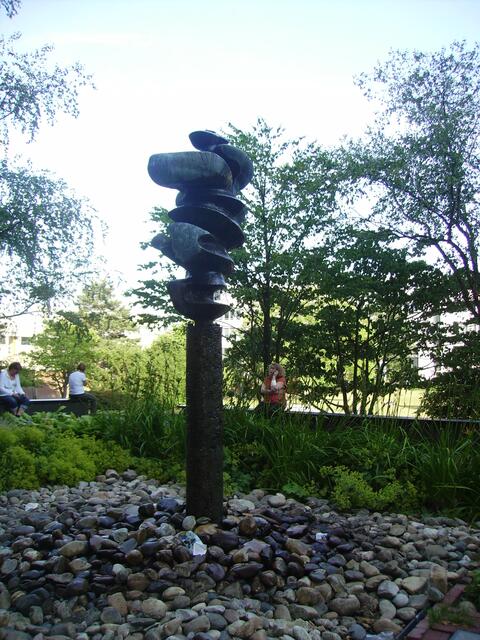 Skulptur im Klinikpark
