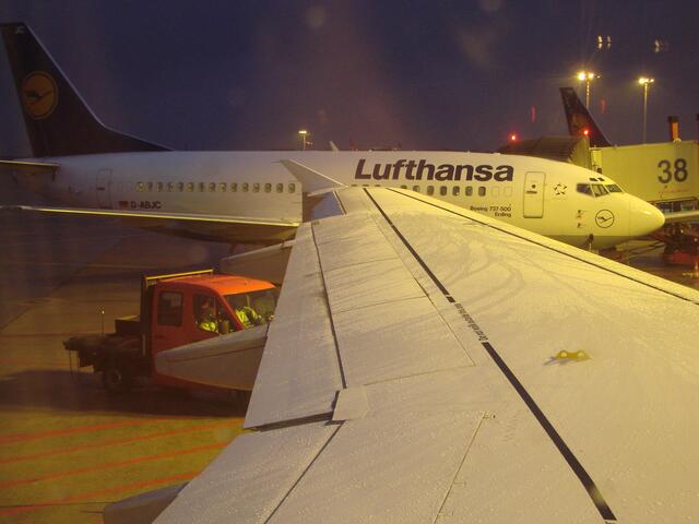 ...und nun soll's los gehen.....wir warten, Zeit noch für Fotos...