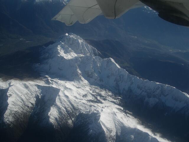 werft noch einmal einen Blick, gleich haben wir unseren Zwischenstopp erreicht.....