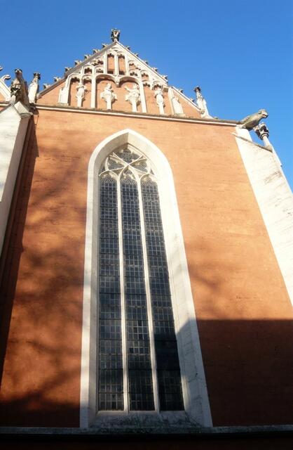 Imposantes Kirchenfenster