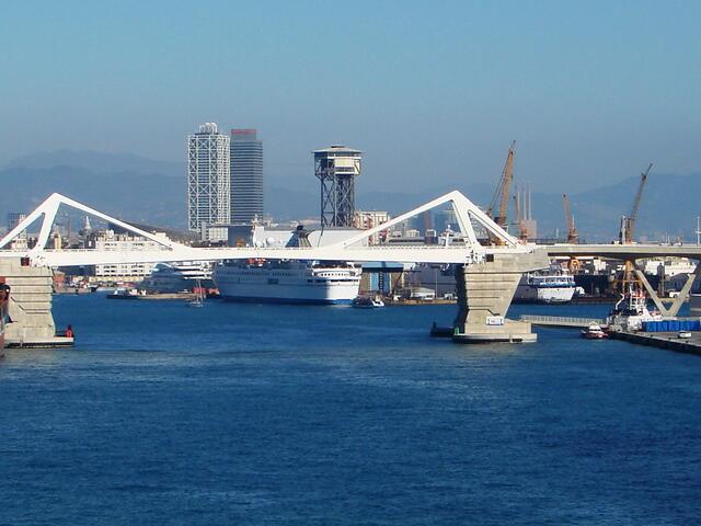 ..ein wunderschöner Anblick diese Brücke....doch für uns?????