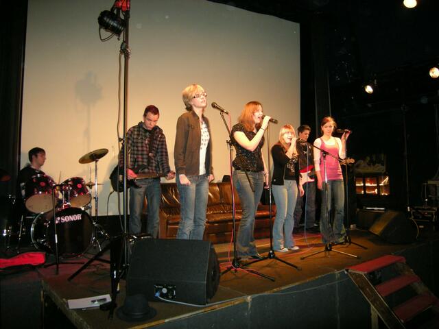 GRACY 7. Lehrte, alle jungen Damen waren hörenswert.