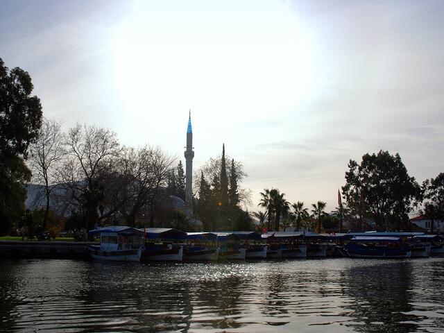 Dalyan liegt im Schein der Wintersonne ...