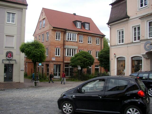 ewige Neubauten mit Ladenfläche