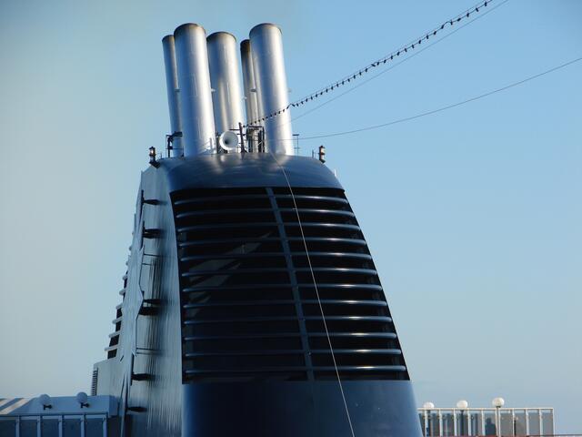 ..beim Ablegen mölmt der ganz schön....