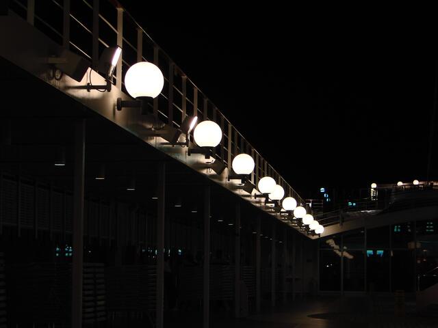 ...noch eine Nacht ......