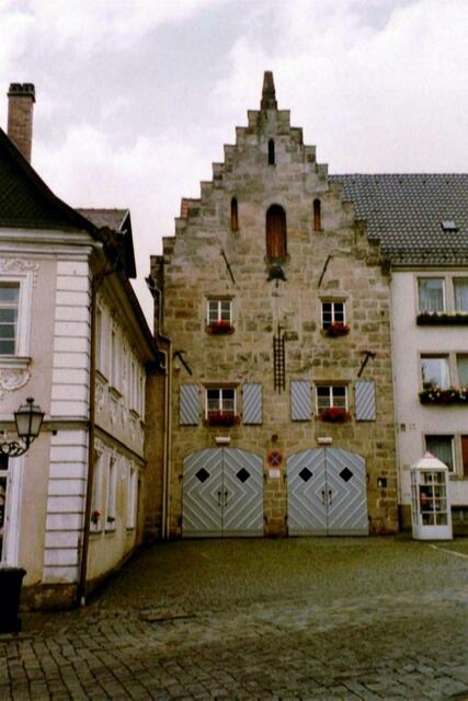 Tatü - tata: das Feuerwehr-Gerätehaus von Kronach.