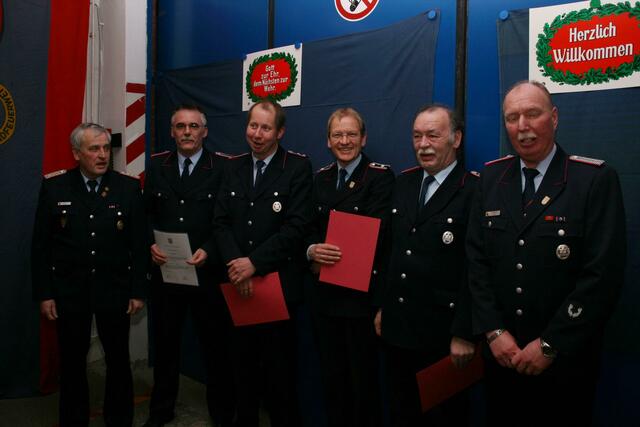 v.l.n.r. StBM Horst Dobslaw, Jens Mast, Jörn Lampe, Günter Kleuker, Martin Biesel, OrtsBM Raimund Feist