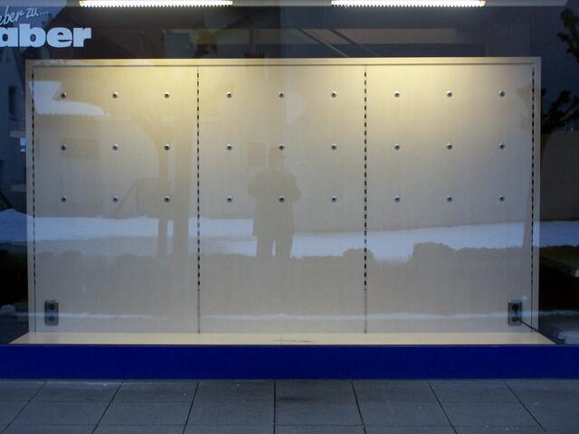 Die Schaufenster sind vorübergehend leer