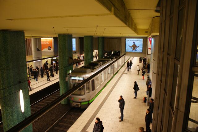 U-Bahnen fahren hier auch