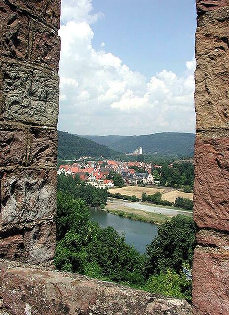 Kreuzwertheim, | Foto: http://commons.wikimedia.org/wiki/File:Wertheim_Burg.JPG