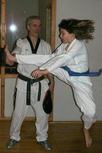 Theresa Schmidt bei Pratzentraining