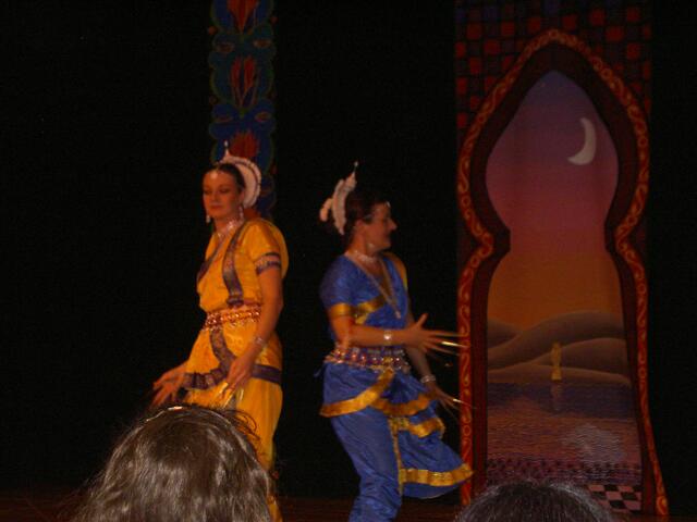 Sumeika und Dala mit Indisch Fusion