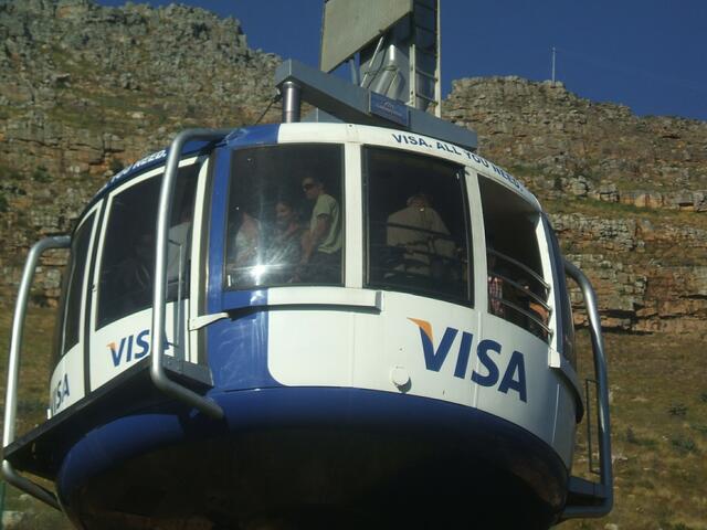 Wir entschweben dem nachfolgenden Busrummel