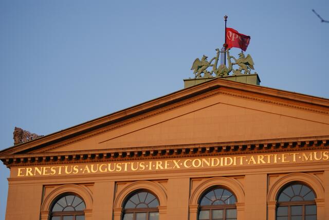 Opernhaus ganz oben