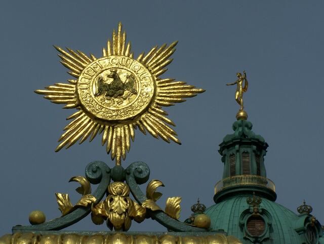 Der Turm und die Kuppel wurden ab 1701 bis 1713 hinzugefügt