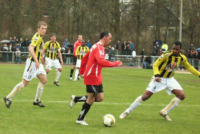 Pinto wirbelt die Abwehr durcheinander!