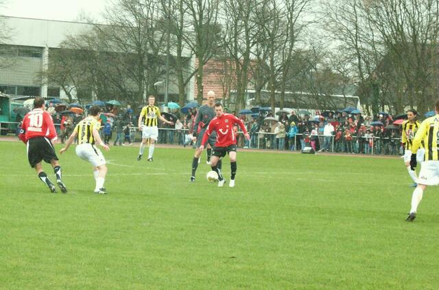 Balitsch führt den Ball!