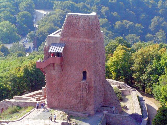 Blick zum Barbarossaturm
