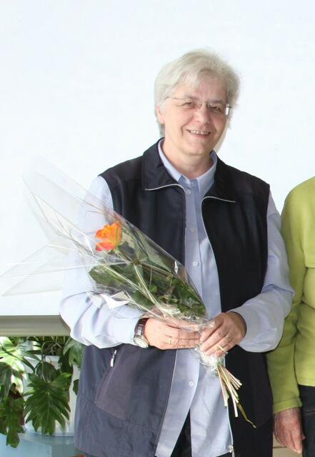 ...und -  eine Rose für Gertraude König...