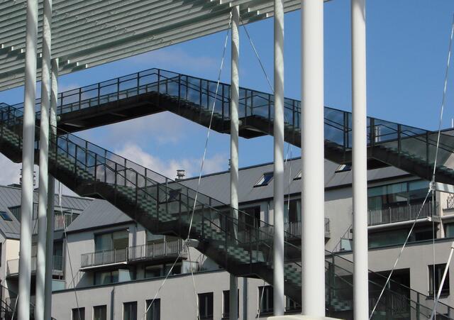 ..diese Treppe neben dem Marktplatz führt zur Stadsschouwburg - Theater - wo zur Zeit "Elisabeth - de musical" gezeigt wird