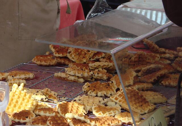 Waffeln lauwarm.....