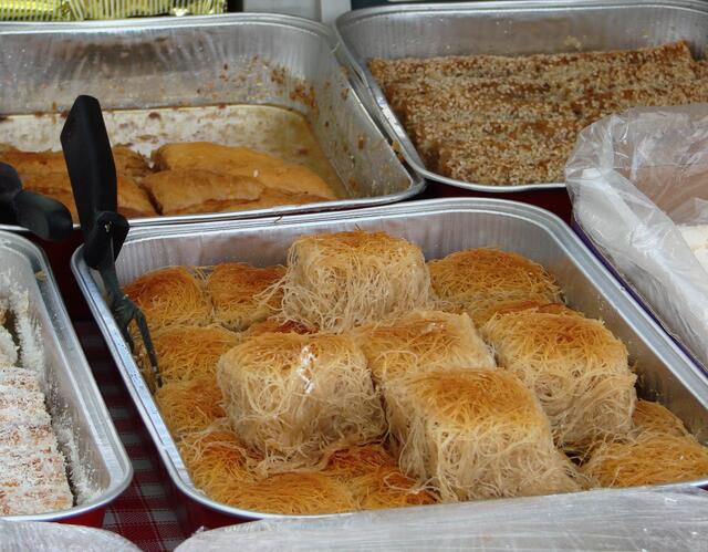 ...das Fertiggericht: Fisch in Spaghetti gebraten....