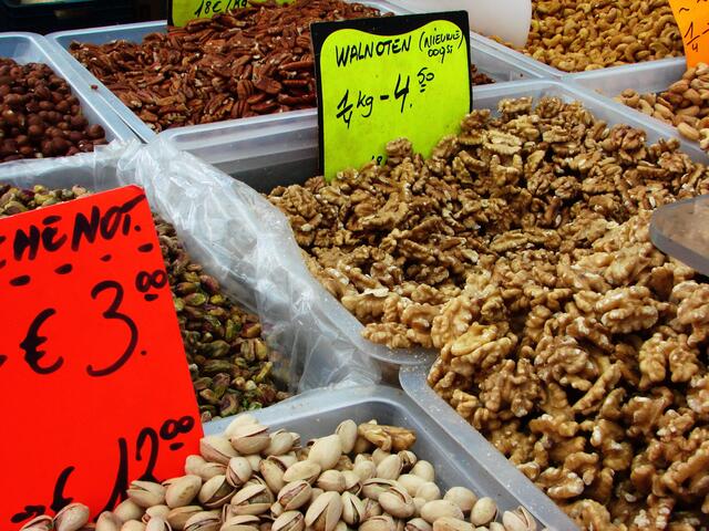 die Nussprodukte der Konkurrenz....