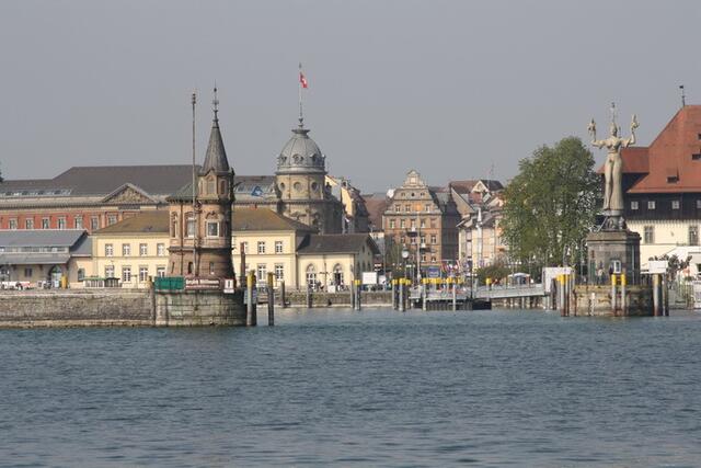 Einfahrt nach Konstanz